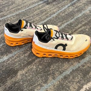 On Running Cloudmonster Sneakers